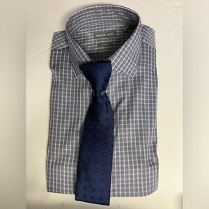 Michael Kors slim fit long sleeve dress shirt. 16-16 1/2. 34/35. Large.